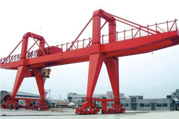雙梁A型門(mén)式起重機